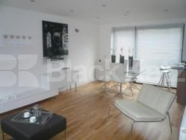 			3 Bedroom, 1 bath, 1 reception House			 Black Boy Lane, TOTTENHAM